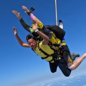 sky diving in dubai